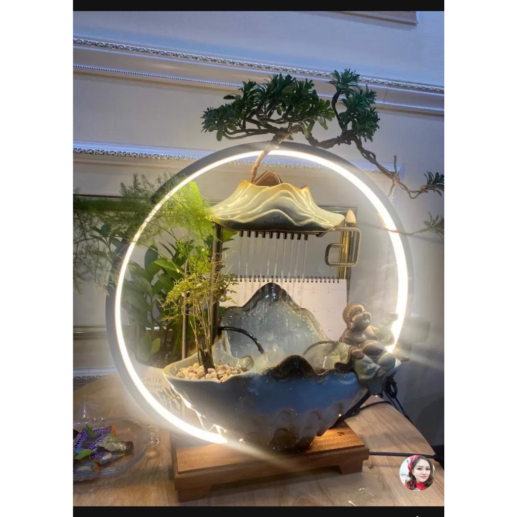 Thác nước, thác khói hương trầm phong thuỷ Di Lạc Tài Lộc mang lại may mắn cho gia chủ có cây xanh, thác nước pho