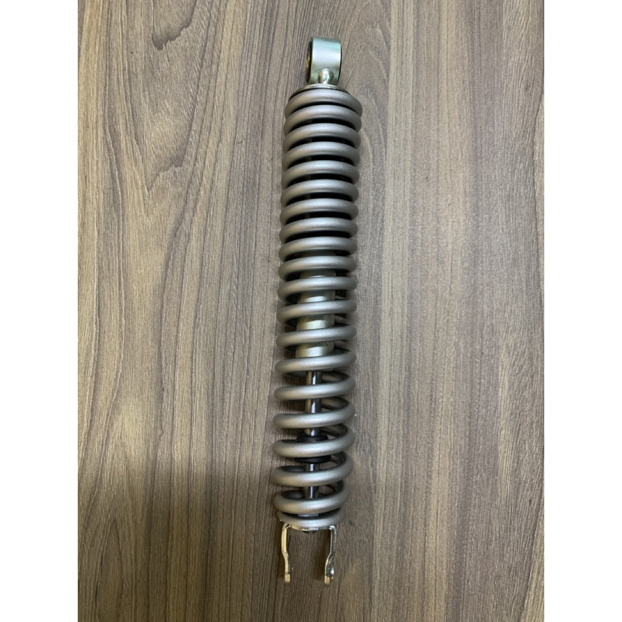 Phuộc sau dành cho xe Vision đời cũ.