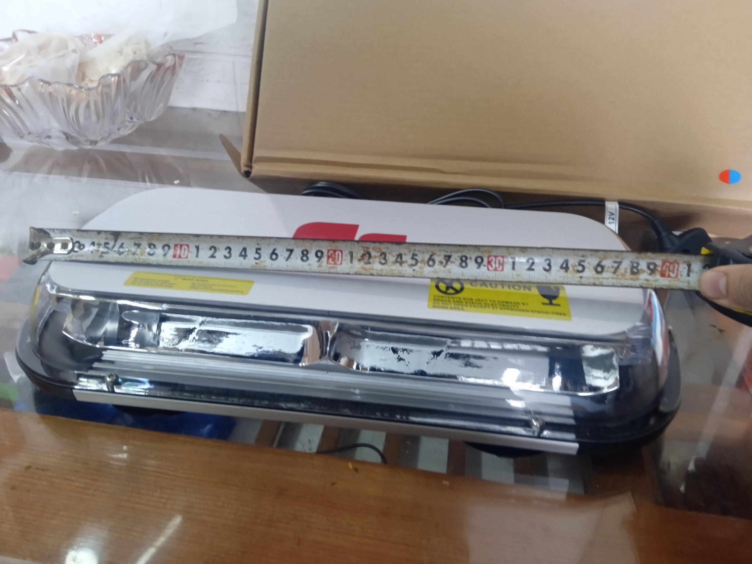 Đèn chớp xanh đỏ 44 LED - 44W  hàng cao cấp có 4 chân nam châm gắn nóc xe  00 tô ưu tiên.