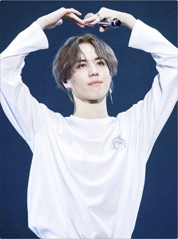 Bông tai khuyên tai idol YUGYEOM GOT7 01 bên style Unisex