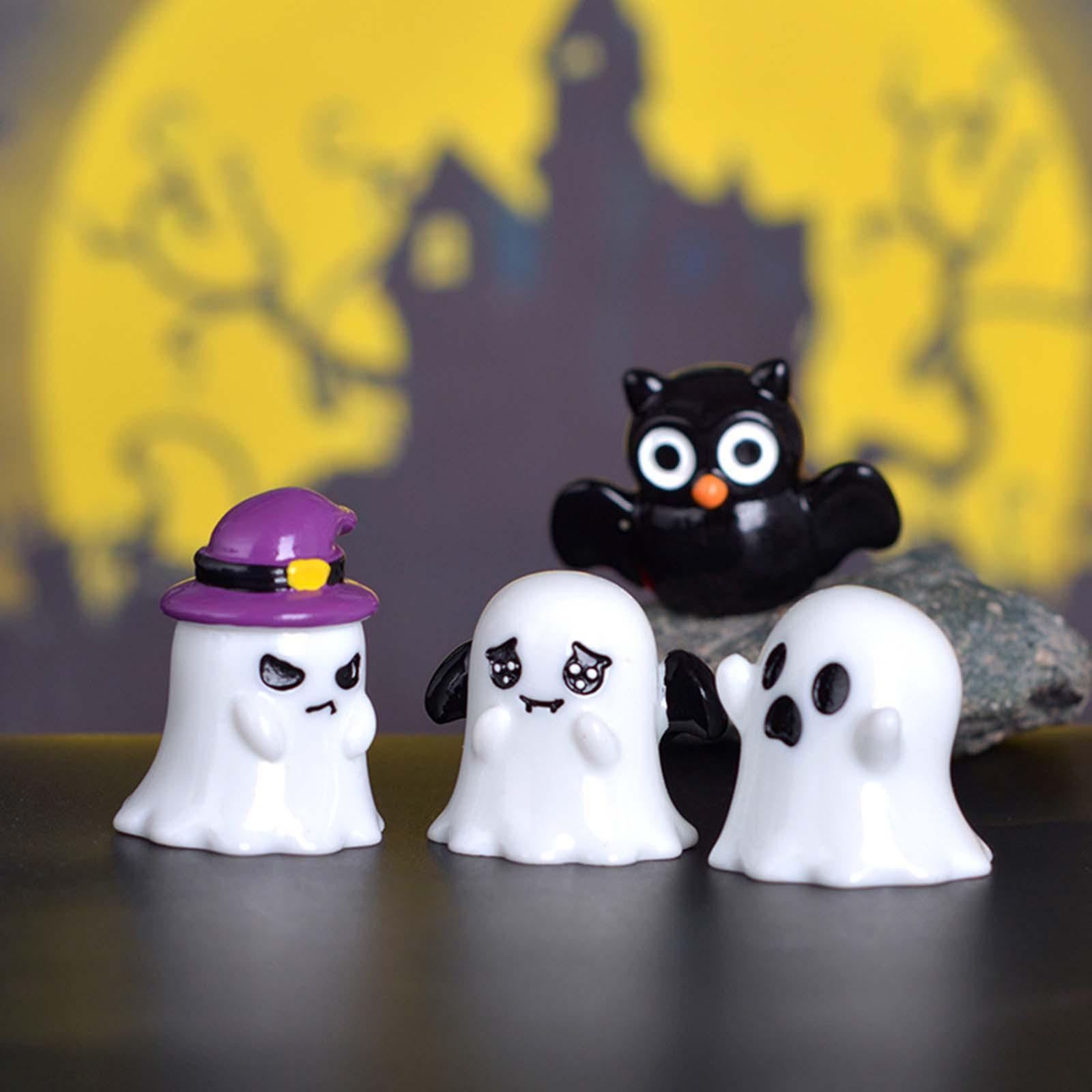 Mini Halloween Figurines for Party Supplies Holiday Garden Decor Accessories