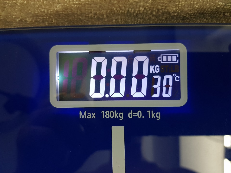 Cân sức khỏe điện tử iSCALE cân tối đa 180kg (màu ngẫu nhiên) - Cân điện tử 180kg - Hàng chính hãng