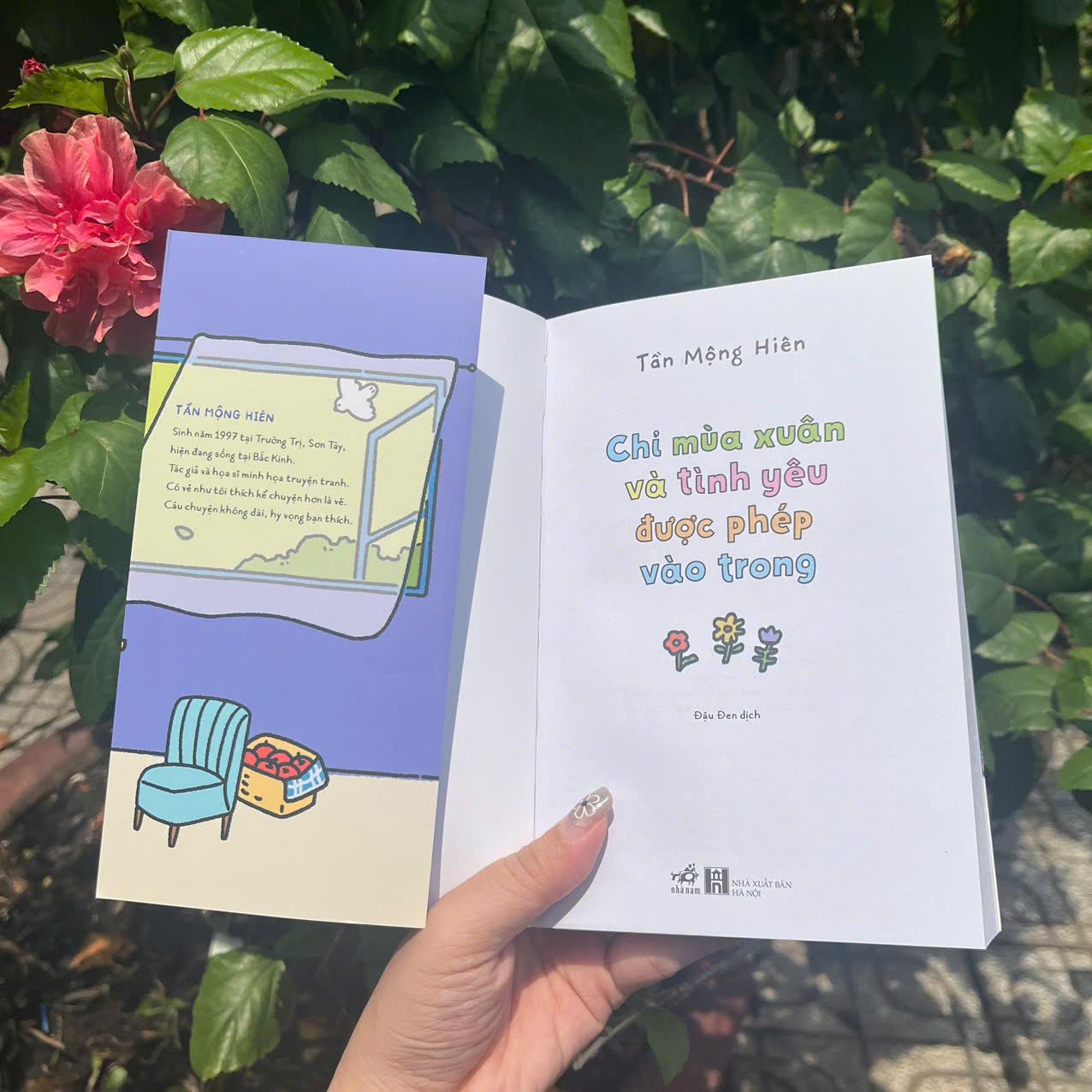 Sách - Chỉ mùa xuân và tình yêu được phép vào trong (Nhã Nam HCM)