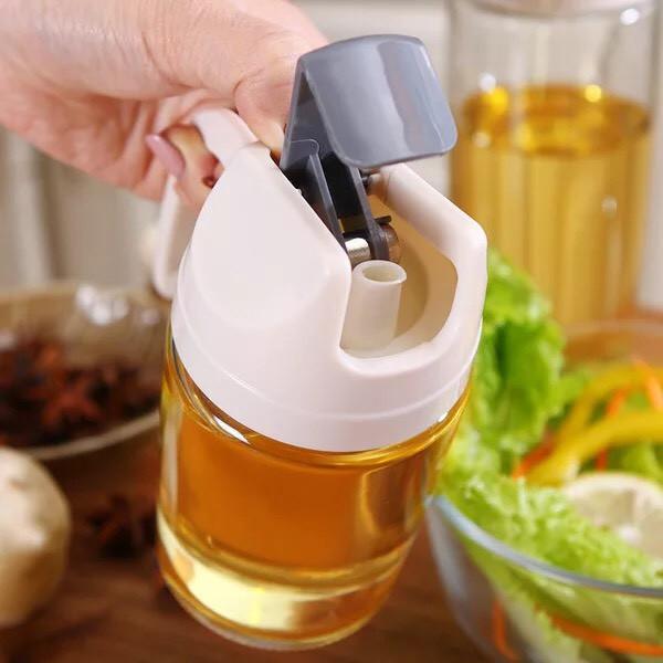 Chai đựng dầu ăn, nước mắm thủy tinh 300ml cao cấp tự động mở nắp khi rót