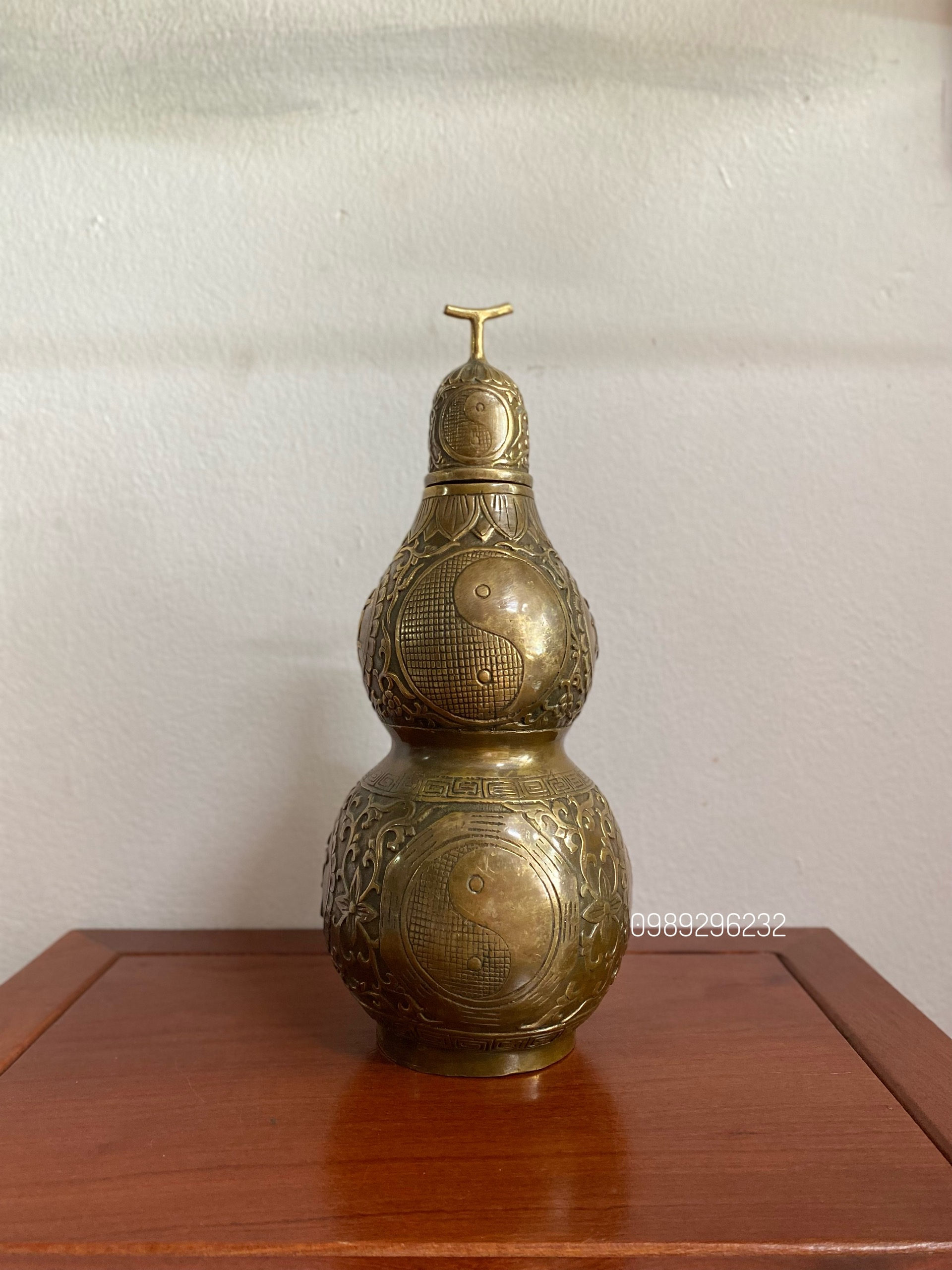 Hồ Lô bát quái phong thuỷ bằng đồng màu nâu