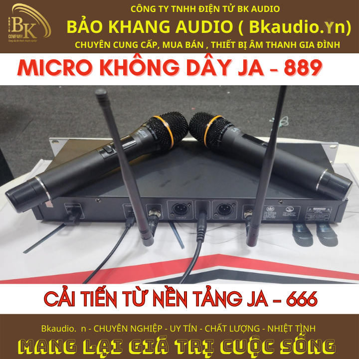 Micro không dây JA-889. Mic hút âm tốt , hai tầng số UHF riêng biệt chống tạp âm kết hợp công nghệ chống hú giúp người hát không cảm thấy mệt trong quá trình karaoke. Khoảng cách từ máy đến mic lên hơn 100m  vì vậy có thể dùng trong mọi không gian.