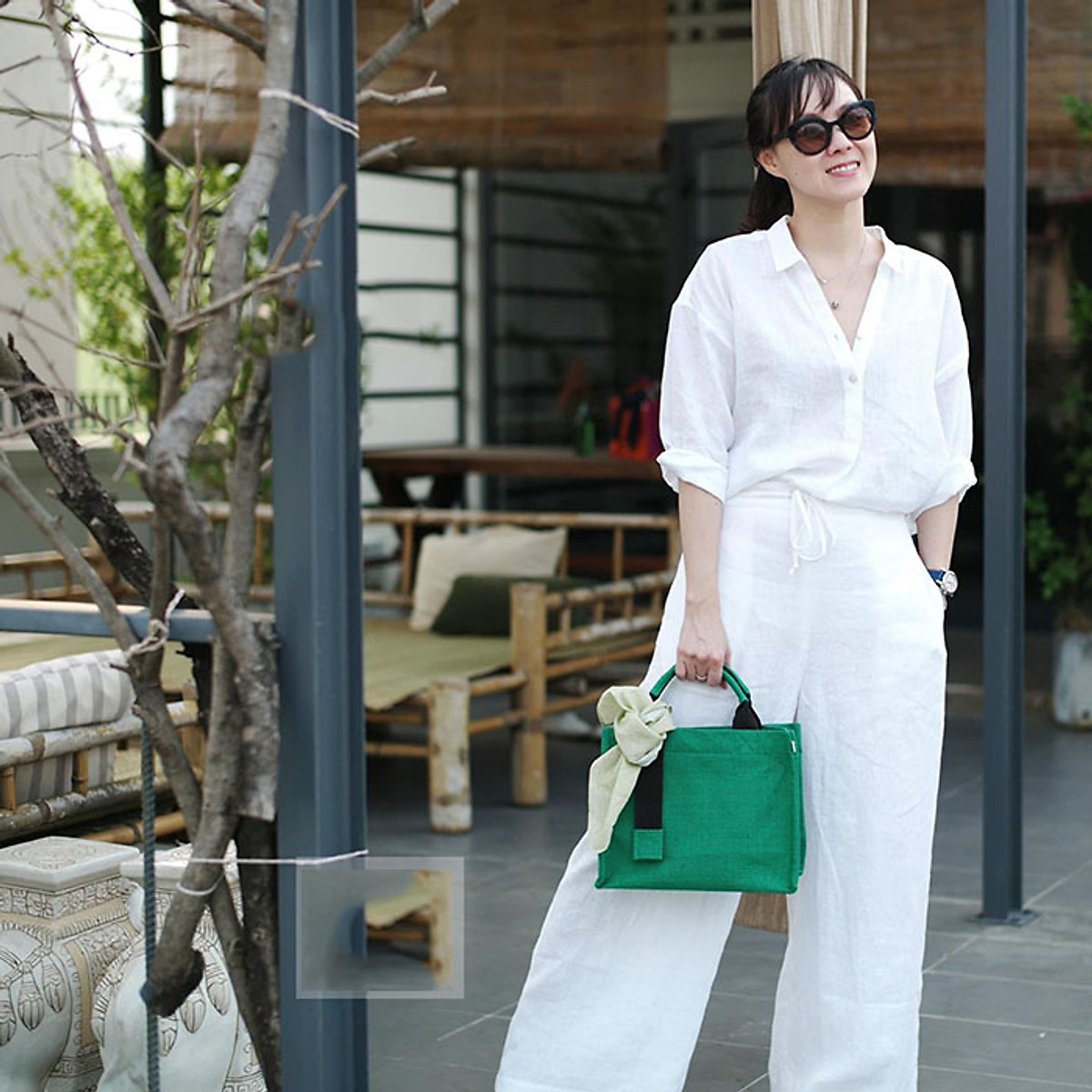 Áo sơ mi nữ form rộng trễ vai cơ bản Linen tưng Premium - Trắng tinh