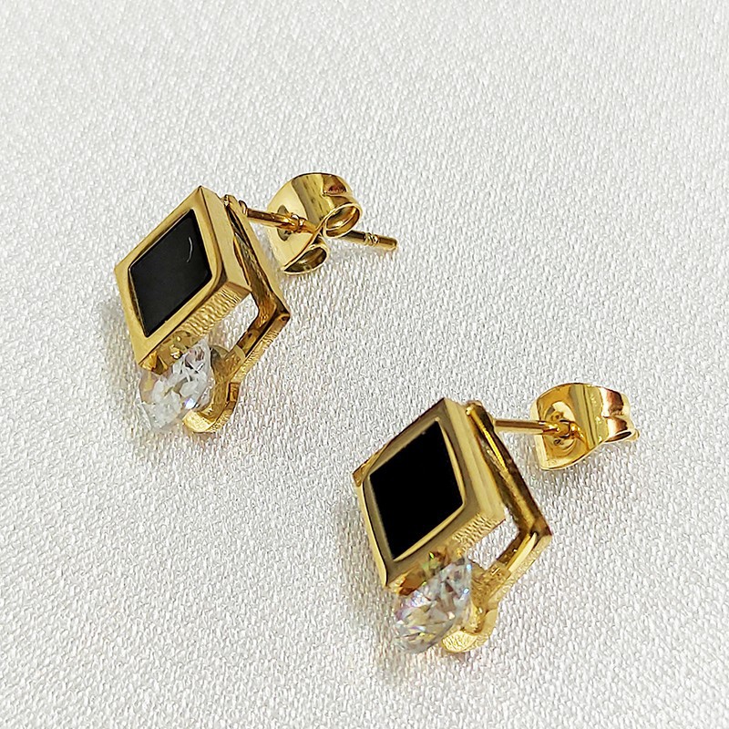 Bông Tai Khoen Tròn Tòn Ten Titan Ko Han Rỉ TT 3702