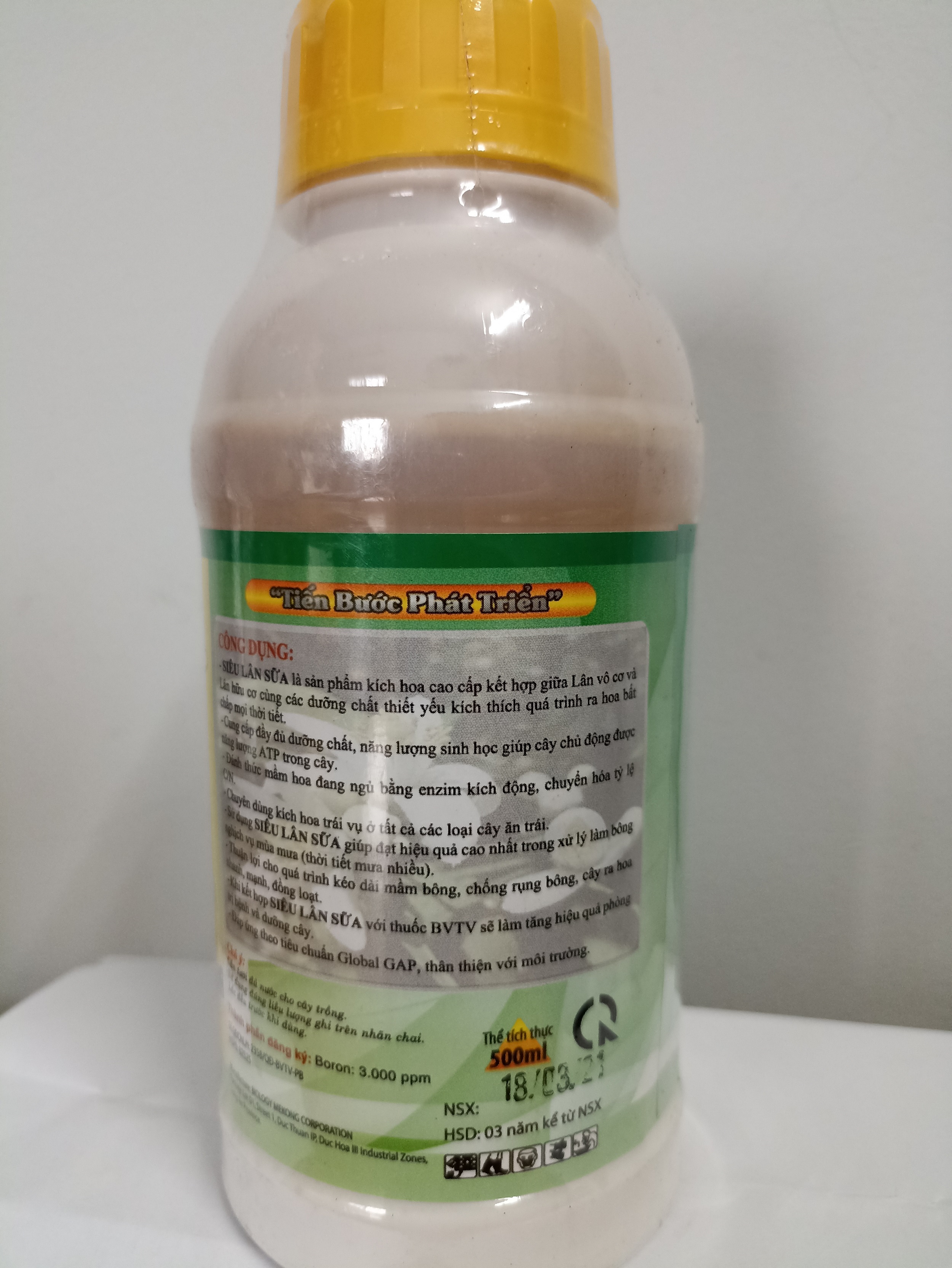 Siêu Lân Sữa giúp cây ra hoa trái mùa - chai 500 ml