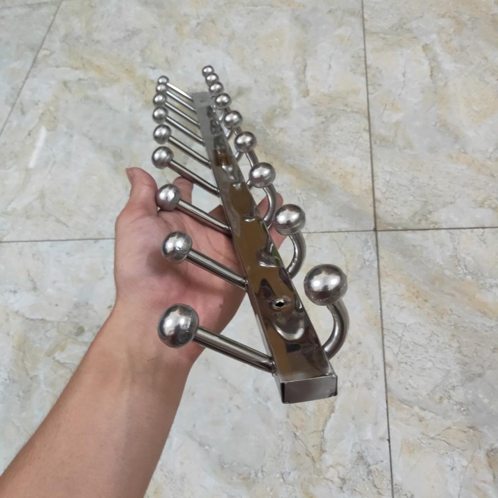 Thanh treo quần áo nhà tắm hoặc phòng ngủ Inox 9 móc dài 67 cm