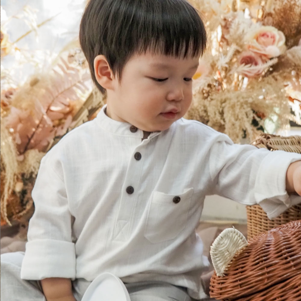 Áo sơ mi Linen thiết kế cho bé lịch lãm, có thể Fix được với nhiều phụ kiện, phù hợp cho cả đi tiệc và đi chơi