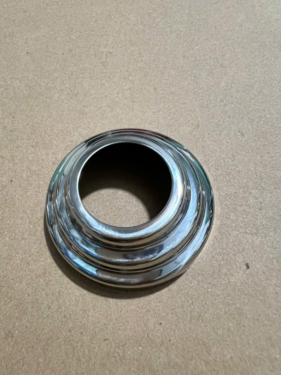 Chụp Đế Trụ Lan Can Cầu Thang Phi 19-25-38-51 Inox 304 KB-975