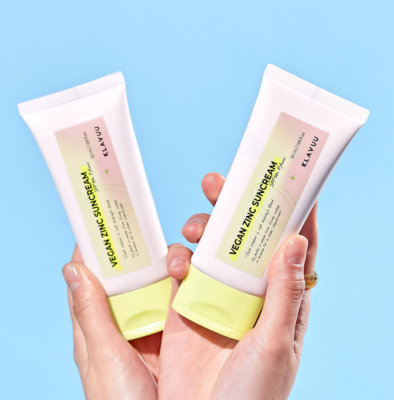 Kem chống nắng thuần chay cấp ẩm dịu nhẹ KLAVUU Vegan Zinc Suncream SPF50+ PA++++ 50ml