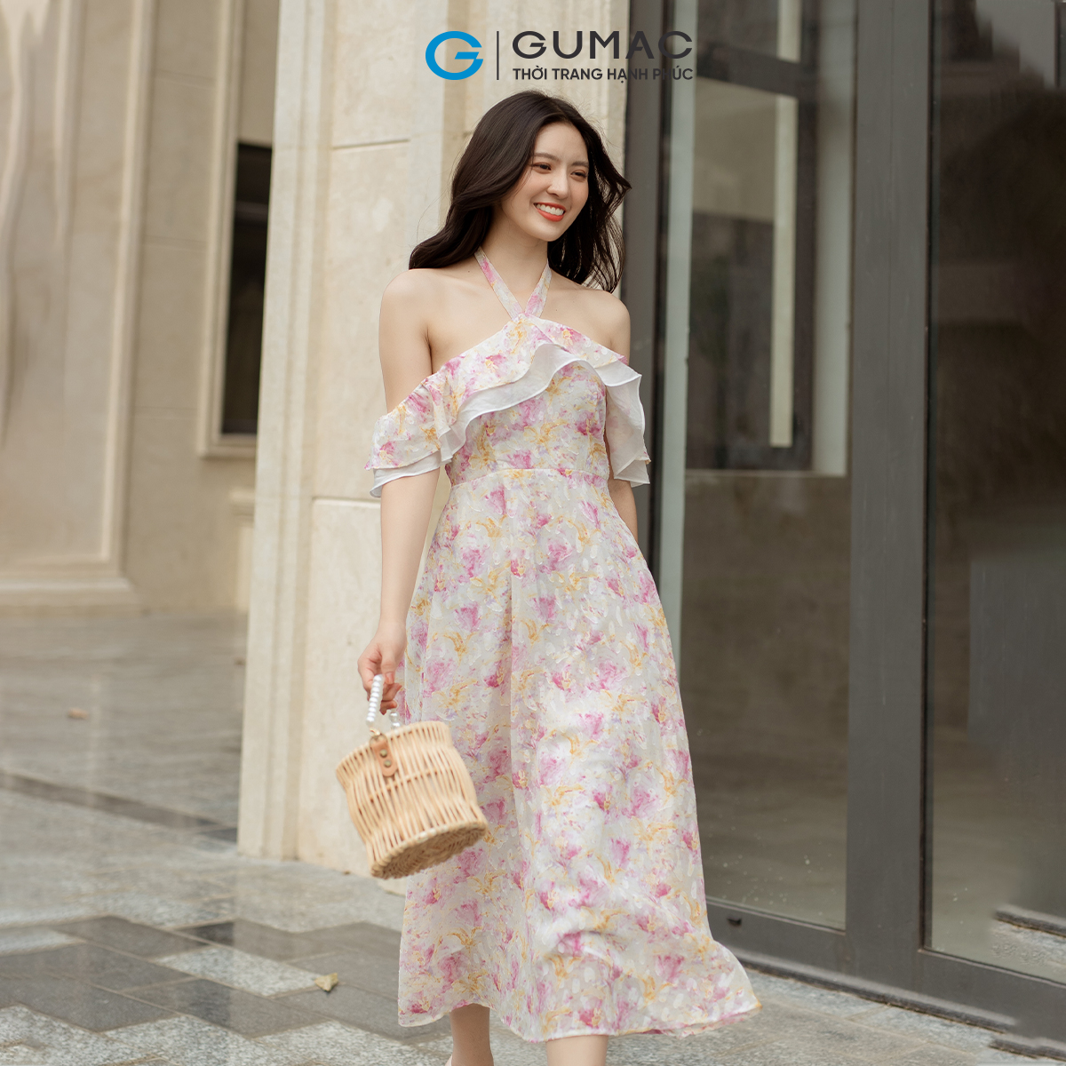 Đầm maxi cổ yếm GUMAC DD05040