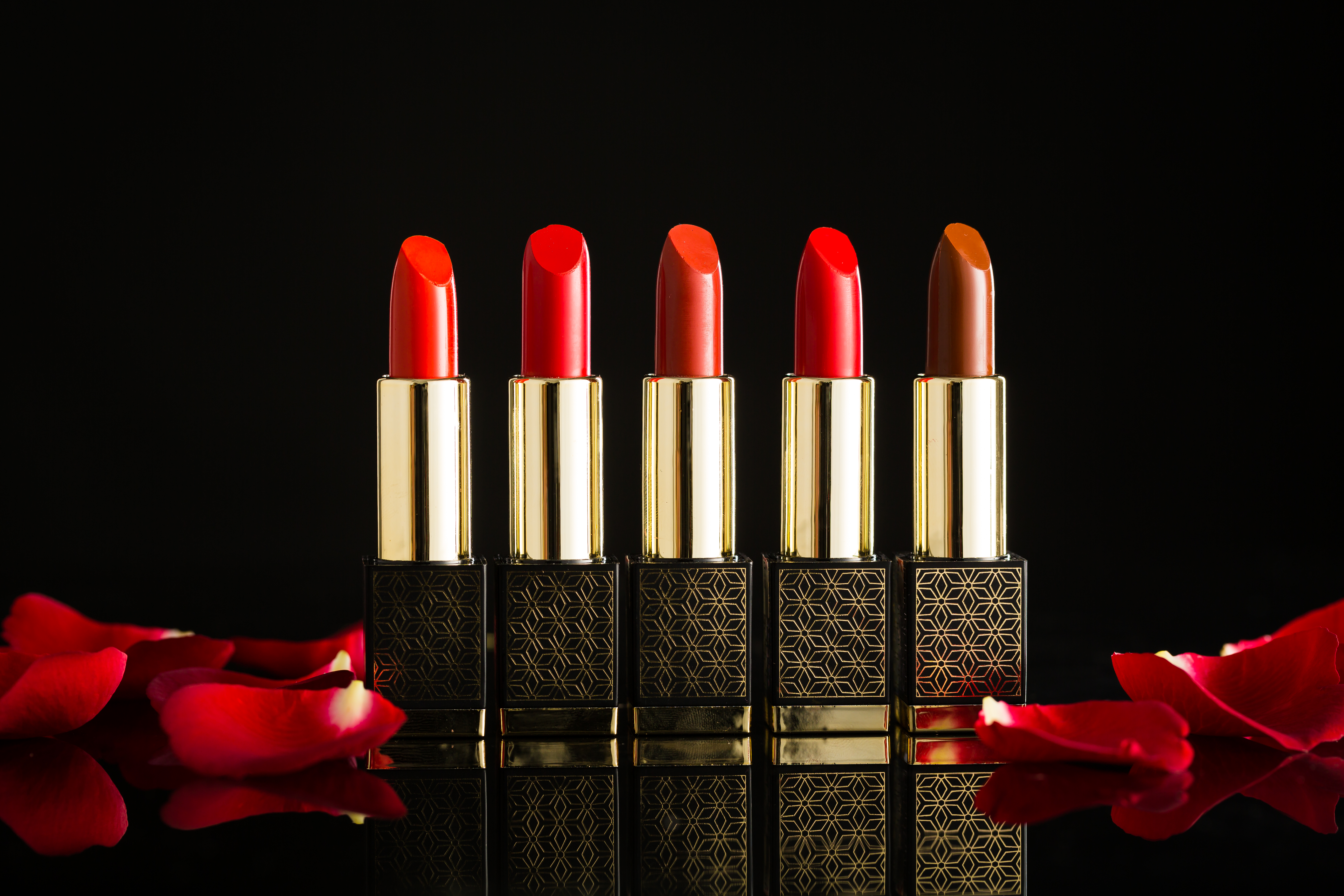 Bộ đôi son thỏi Belips Sexy Lipstick 11 Scarlet Red + son kem lì Belips City At Night C01 Muse Orange