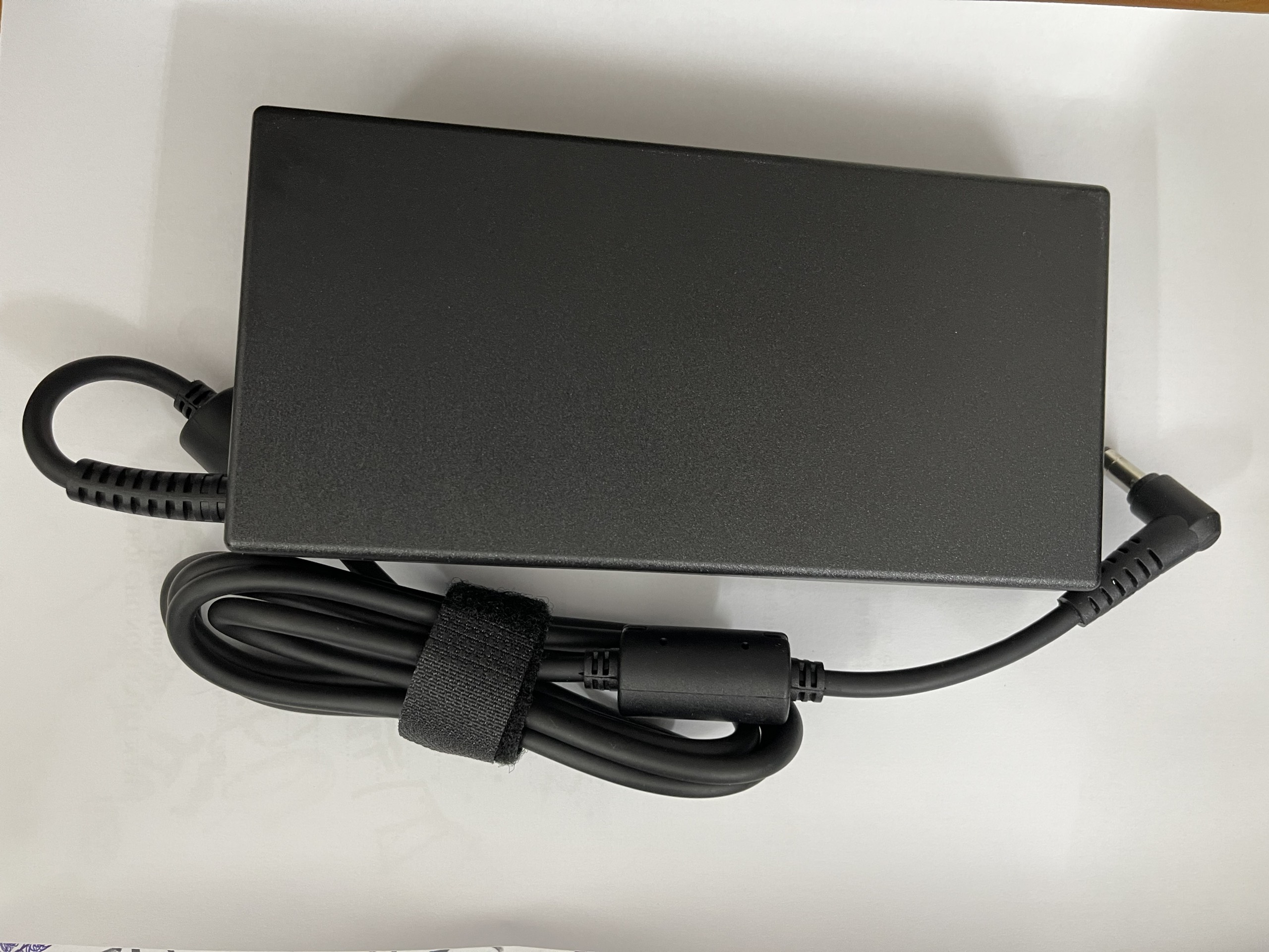 Sạc dành cho Laptop MSI GP62M 7REX Leopard 1884XVN 150W