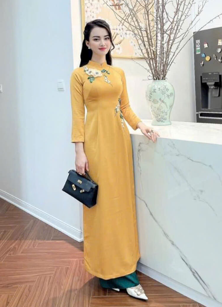 SÉT ÁO DÀI KẾT CÀNH HOA KÈM QUẦN