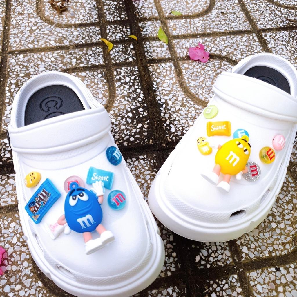 Bộ sticker / combo nút trang trí dép sục/ dép bánh mì loại nhựa, đá