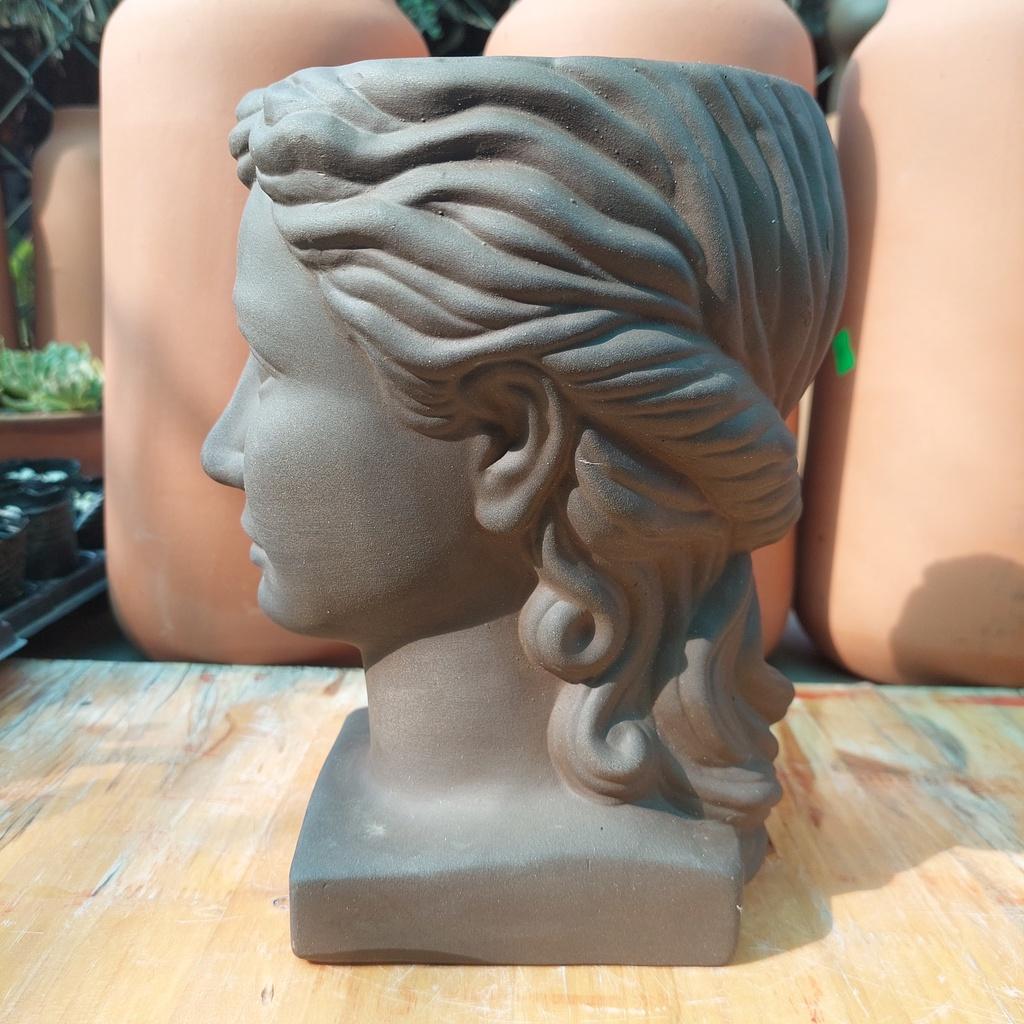 Chậu đất nung Bình Dương - Chàng trai Venus lớn, miệng chậu 14cm, chiều cao 22cm