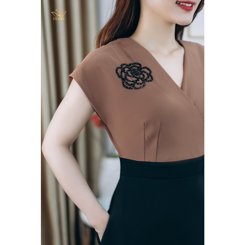 Đầm form A thiết kế trung niên cao cấp sang trọng Cổ đắp chéo đính đá màu Nâu cà phê TTV STORE TTV1260
