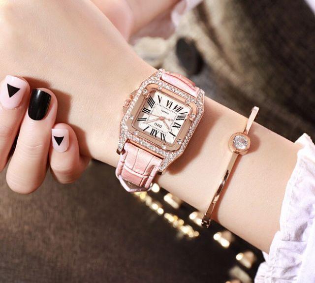 Đồng Hồ Dây Da Mặt Vuông Đính Hột Nữ DZG