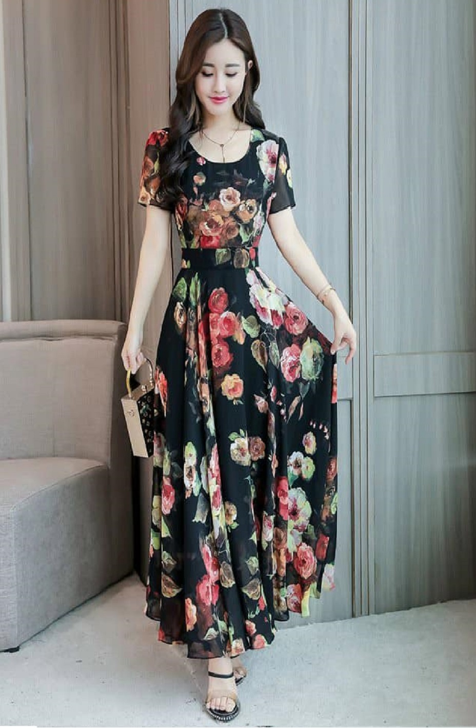 ĐẦM XÒE HỌA TIẾT HOA HỒNG