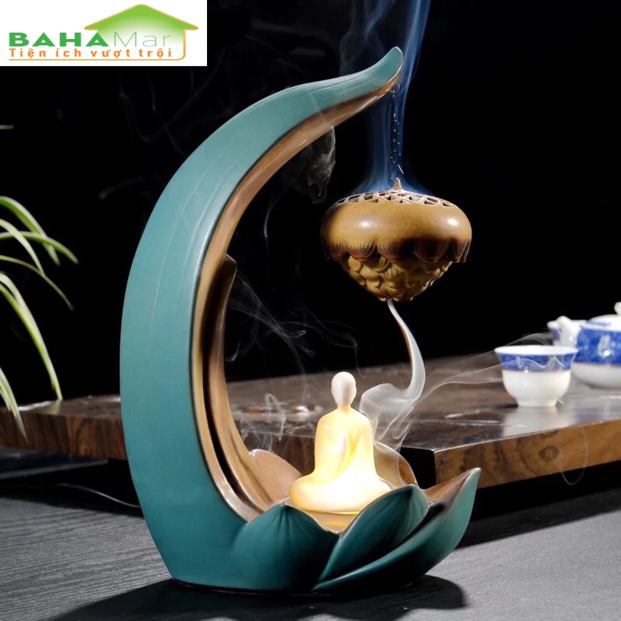 HOA SEN TREO CHẢY NGƯỢC THÁC KHÓI TRẦM HƯƠNG KẾT HỢP ĐÈN LED &quot;BAHAMAR&quot; Hương với thiết kế chảy dài đổ khói hơi nước tạo nên sự bí ẩn khí quyển.