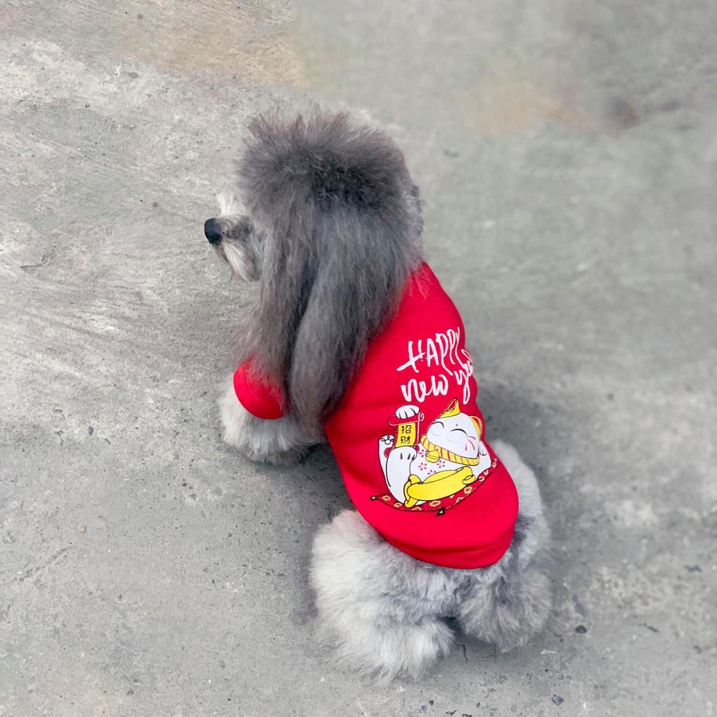 Quần áo Tết xinh xắn cho chó mèo