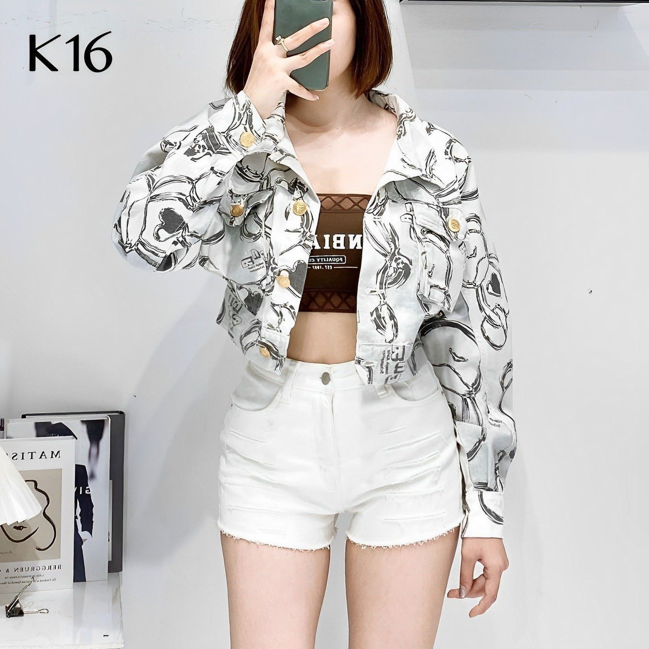 Áo khoác jeans nữ hàng hiệu rosata cao cấp màu trắng thời trang k16