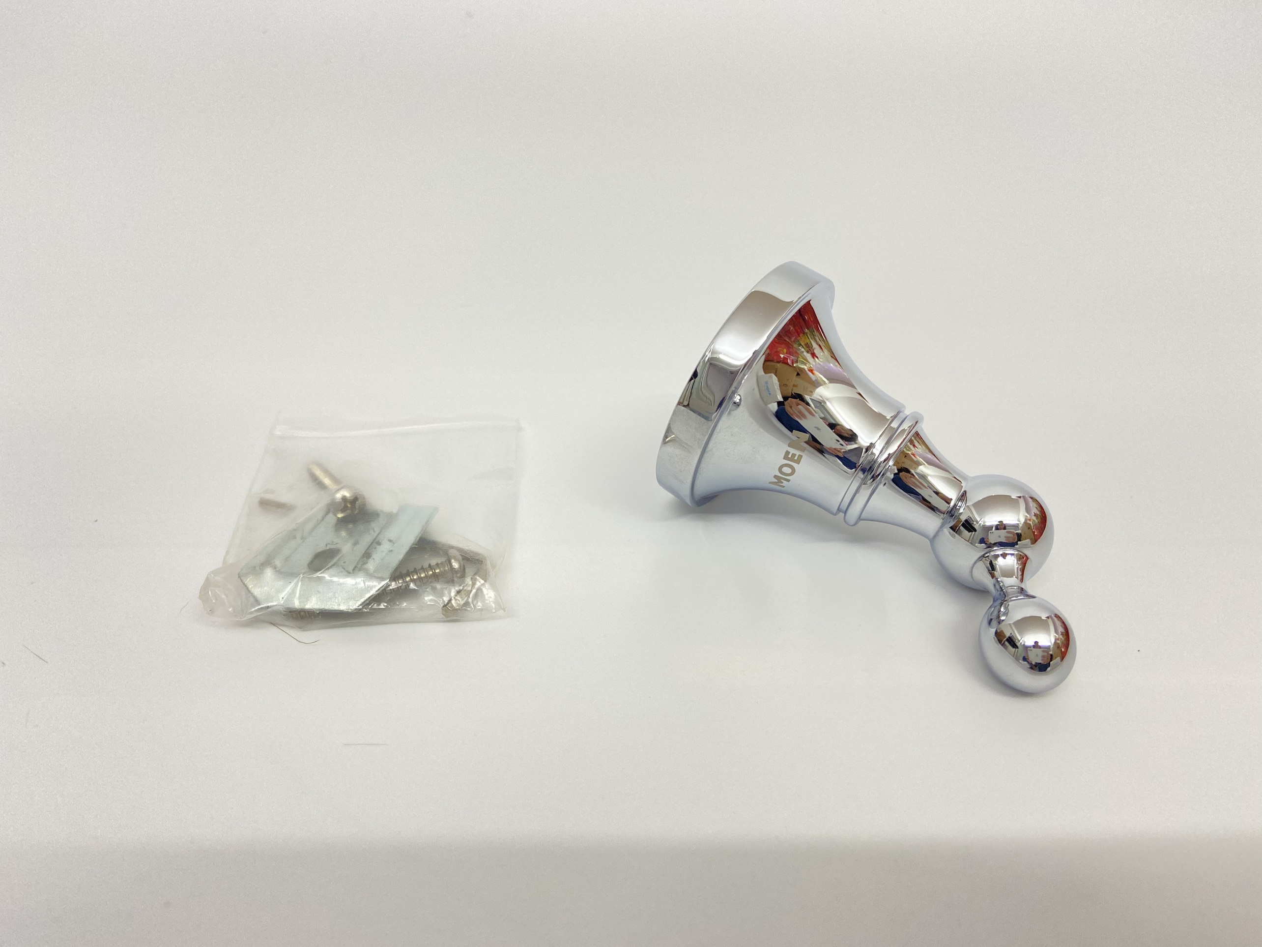 Móc áo đơn nhà tắm dòng Tyler Moen - 90025