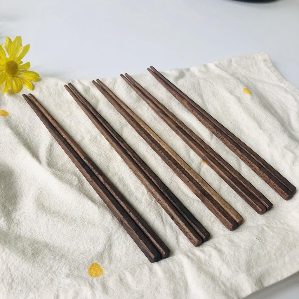 ĐŨA ÓC CHÓ 23cm, Đũa Ăn Cơm, Đũa Gỗ Tự Nhiên, Làm Thủ Công, Phụ Kiện Nhà Bếp Của Craft Closet