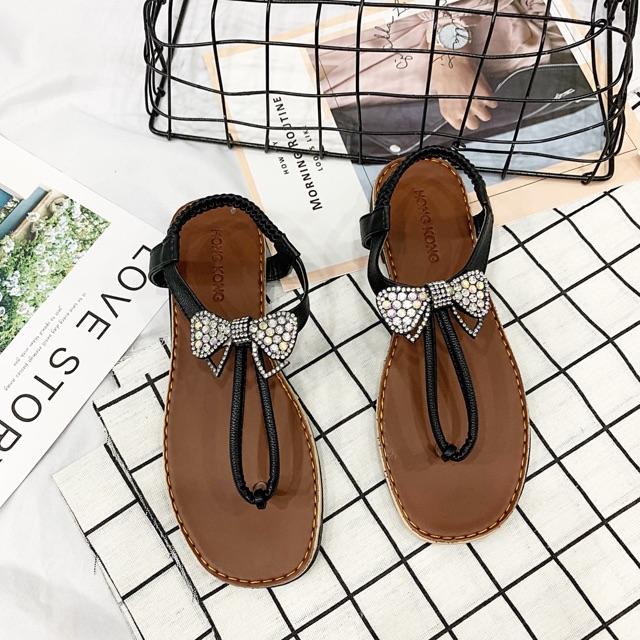 Sandal kẹp nơ đính đá đế gấu