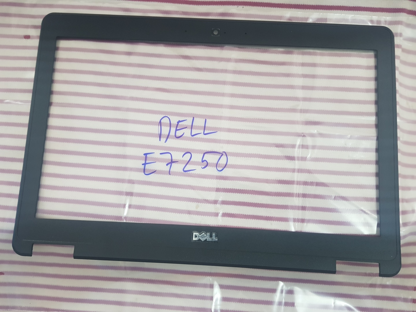 Mặt B vỏ laptop dùng cho laptop Dell Latitude E7250 (12.5inch)- Viền màn hình dùng cho Dell Latitude E7250 (12.5inch) màu đen