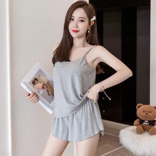 Bộ Đồ Ngủ Quần Đùi Áo Hai Dây Cotton Có Đệm Ngực Liền CT142