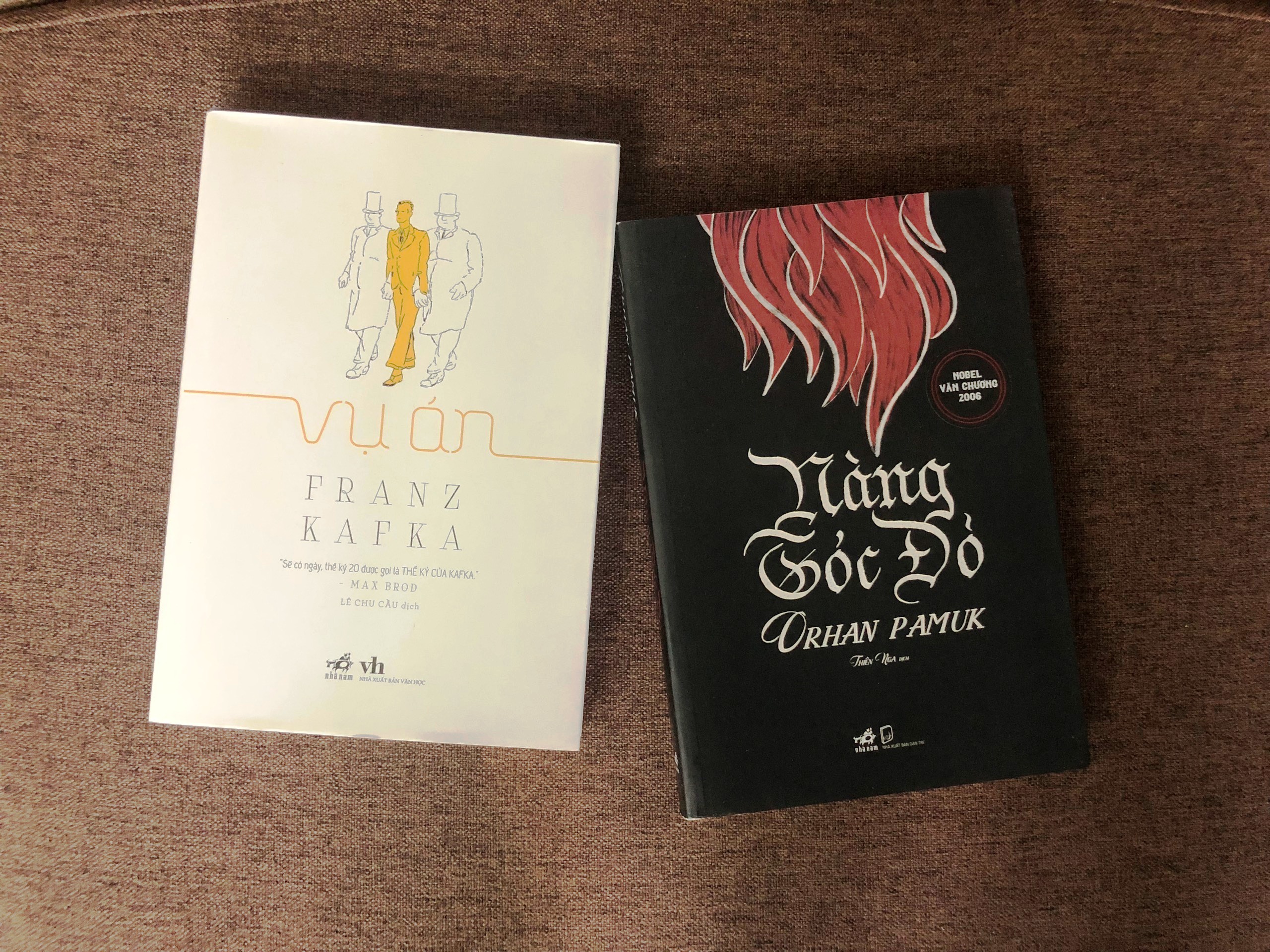 Combo Vụ Án Franz Kafka Nàng Tóc Đỏ Orhan Pamuk