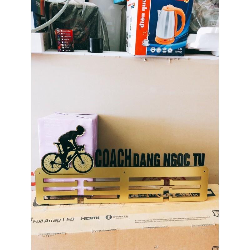 Giá treo huy chương Đua xe đạp-58x27cm