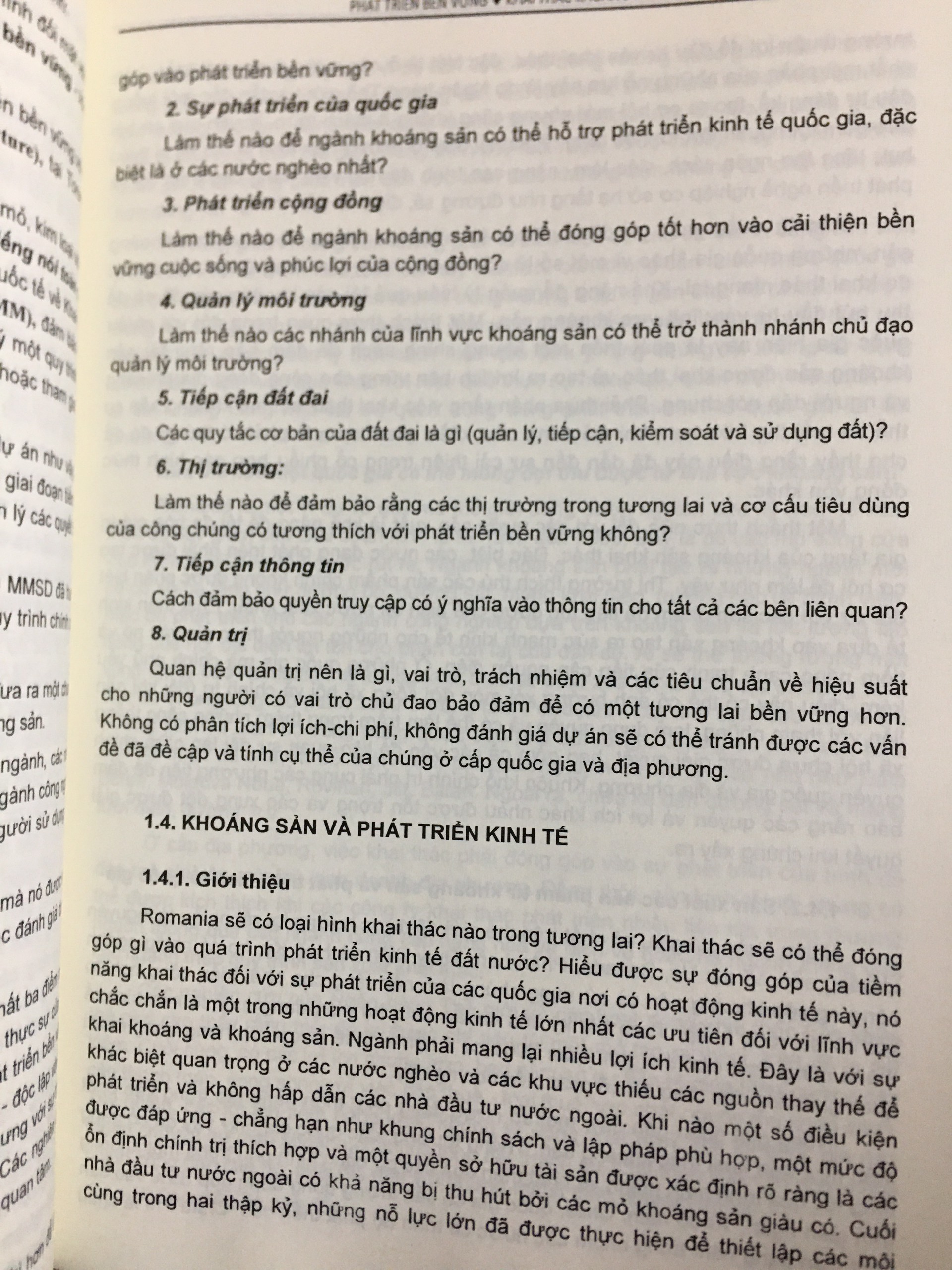 Phát Triển Bền Vững Khai Thác Khoáng Sản - Nicolae Bud