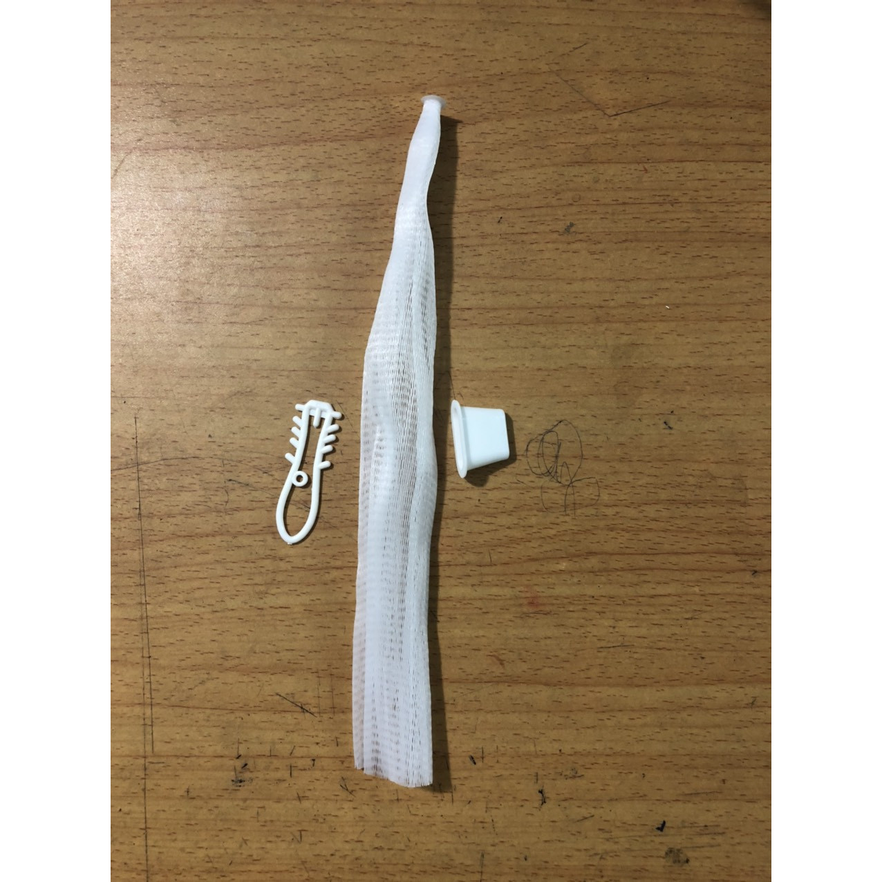 Túi lưới nhựa có khóa rút dài 25cm