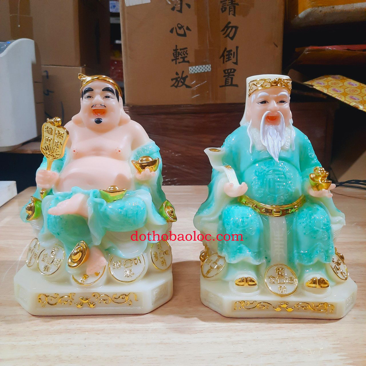 Tượng Thần Tài Thổ Địa bằng đá cao cấp nhập khẩu màu xanh ngọc cao 20cm