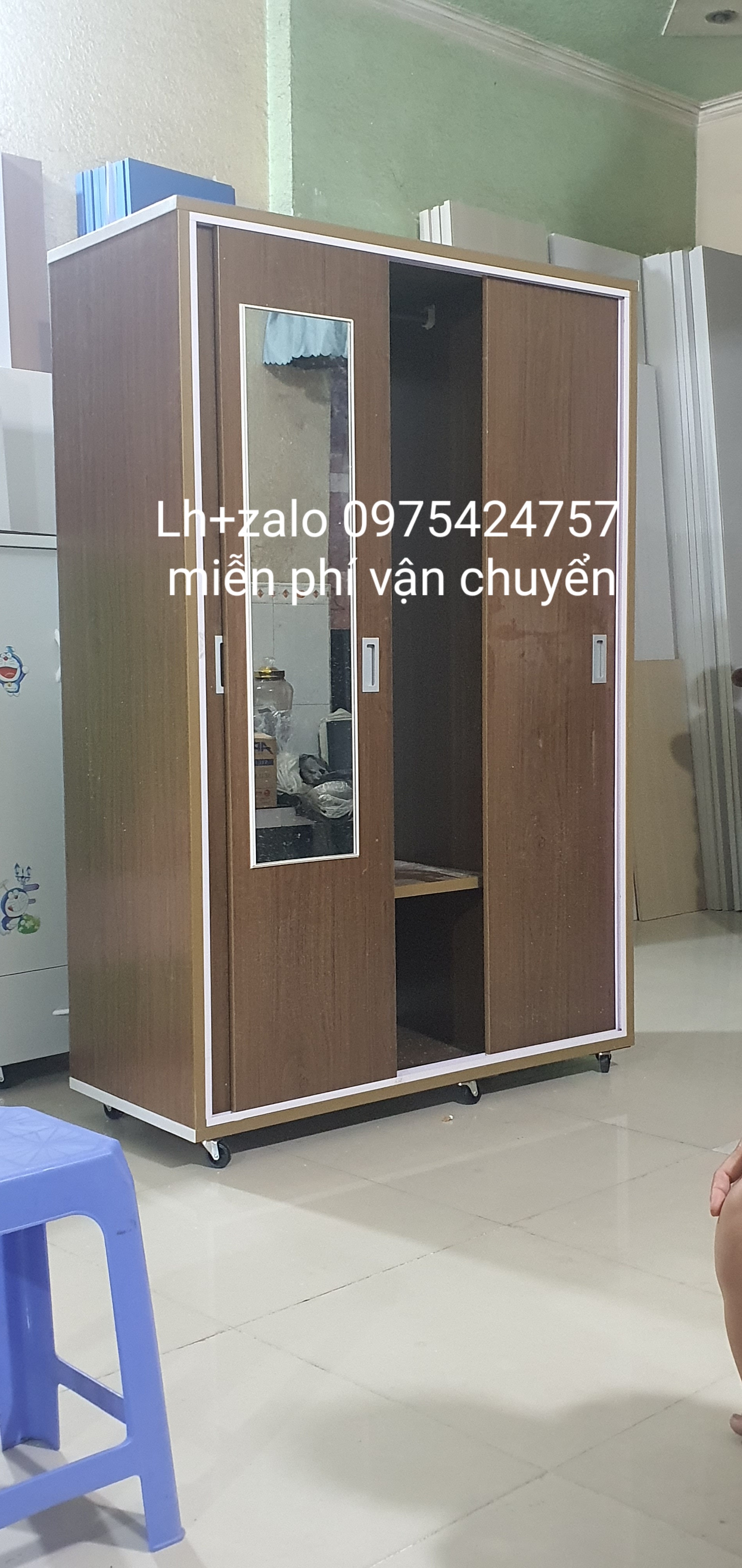 Tủ nhựa đài loan 3 cánh lùa màu gỗ