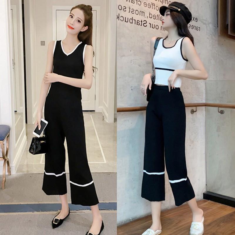 Áo dệt kim sát nách thiết kế cổ chữ V nữ tính