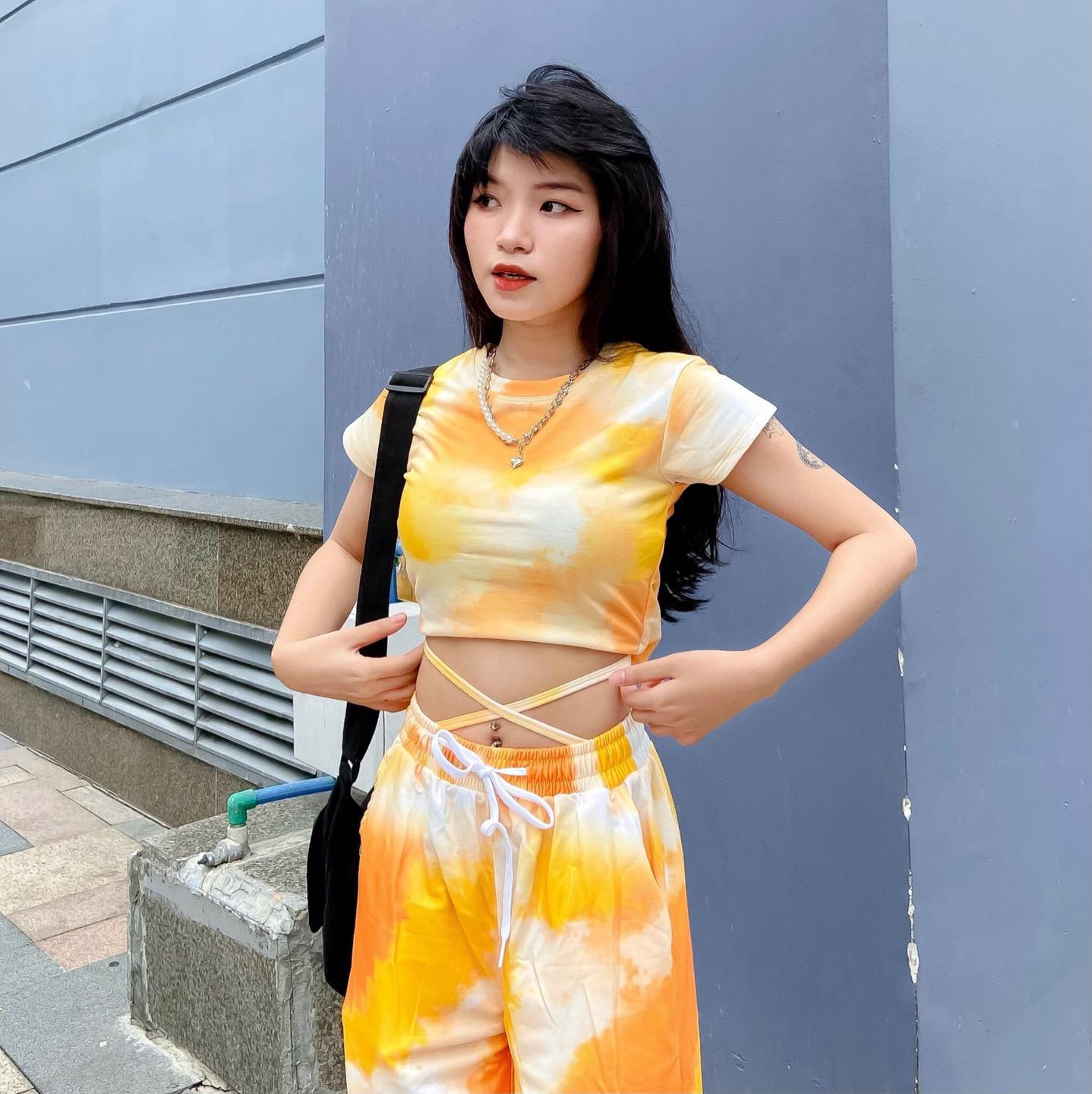 Áo Croptop Body Thắt Eo Ulzzang 3D Loang Màu Dáng Ôm Cá Tính - MM