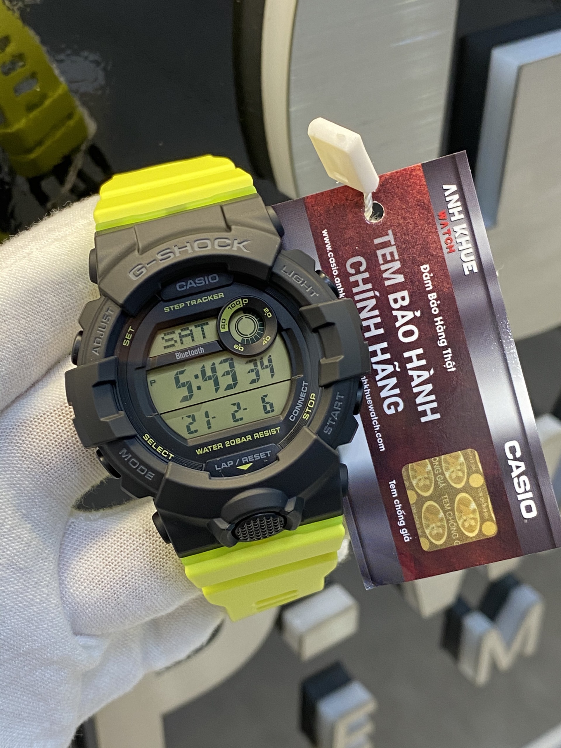 Đồng hồ nữ Casio G-Shock GMD-B800SC-1BDR chính hãng | G-Shock GMD-B800SC-1B G-Squad Bluetooth đo bước chân