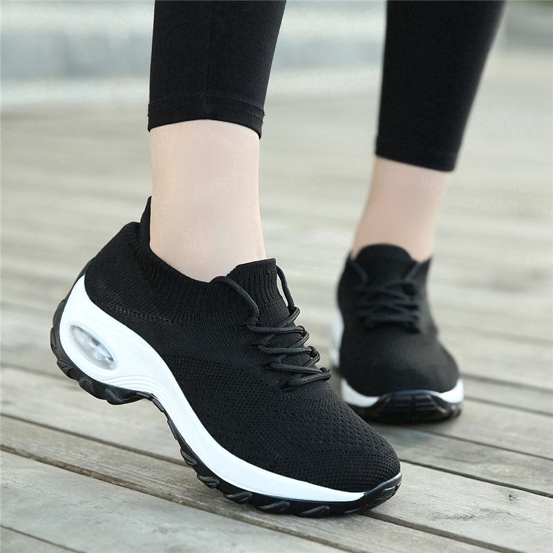 2020 Fashion women outdoor soft running sneakers casual sport shoes