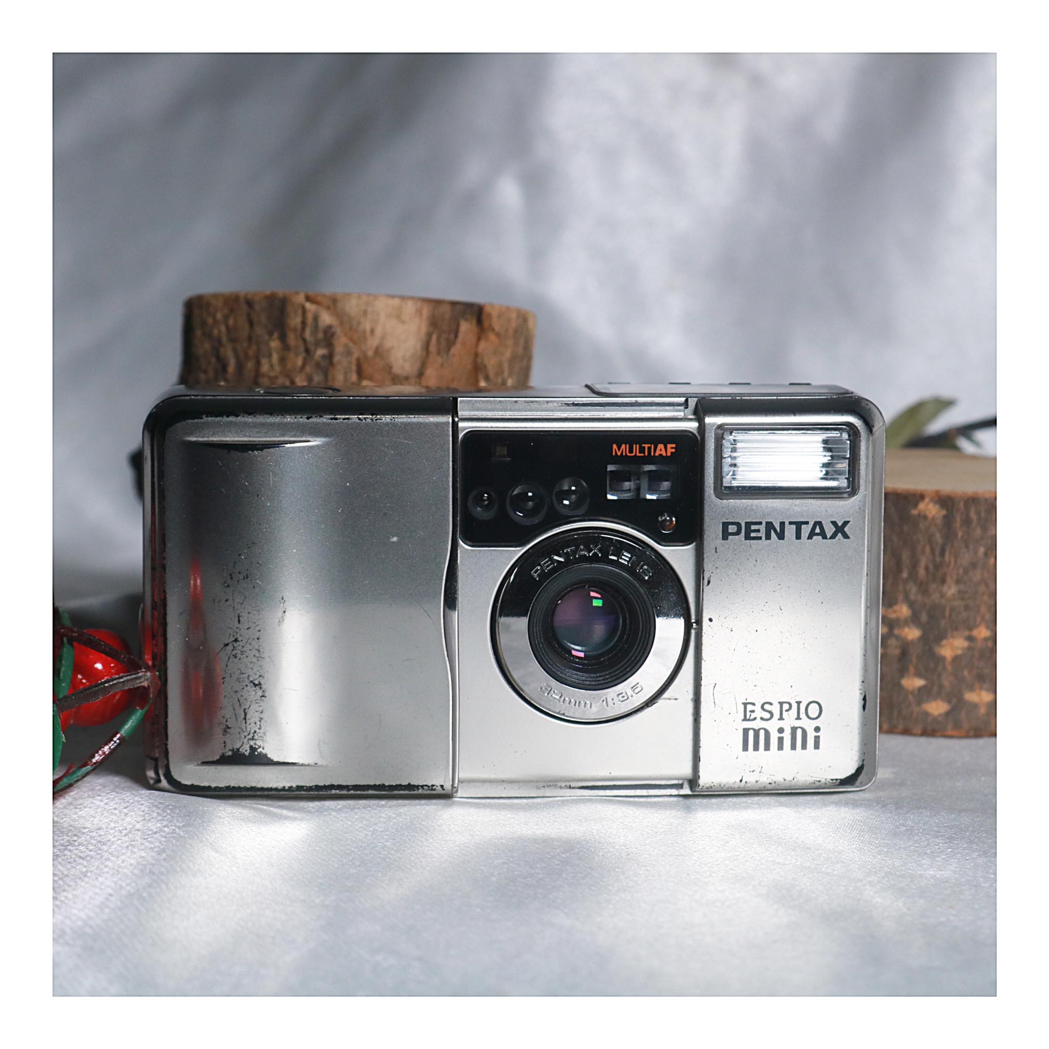 Máy ảnh Pentax espio mini, bản kỷ niệm 75 năm