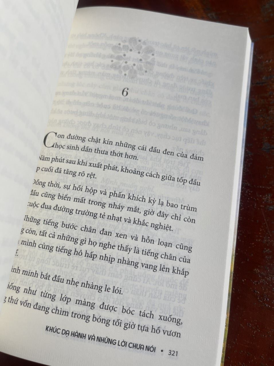 KHÚC DẠ HÀNH VÀ NHỮNG LỜI CHƯA NÓI – Riku Onda – Touno Shi & Rei dịch – Huy Hoang Books phát hành - NXB Phụ Nữ Việt Nam