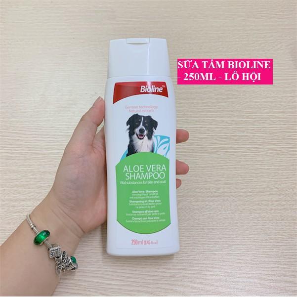 Sữa Tắm Chó Mèo Bioline