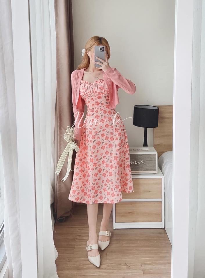 Set đầm midi hoa kèm áo khoác hồng