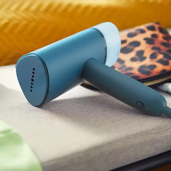Bàn là, bàn ủi hơi nước cầm tay Philips STH3000, công suất 1000W, bảo hành 2 năm |Hàng chính hãng