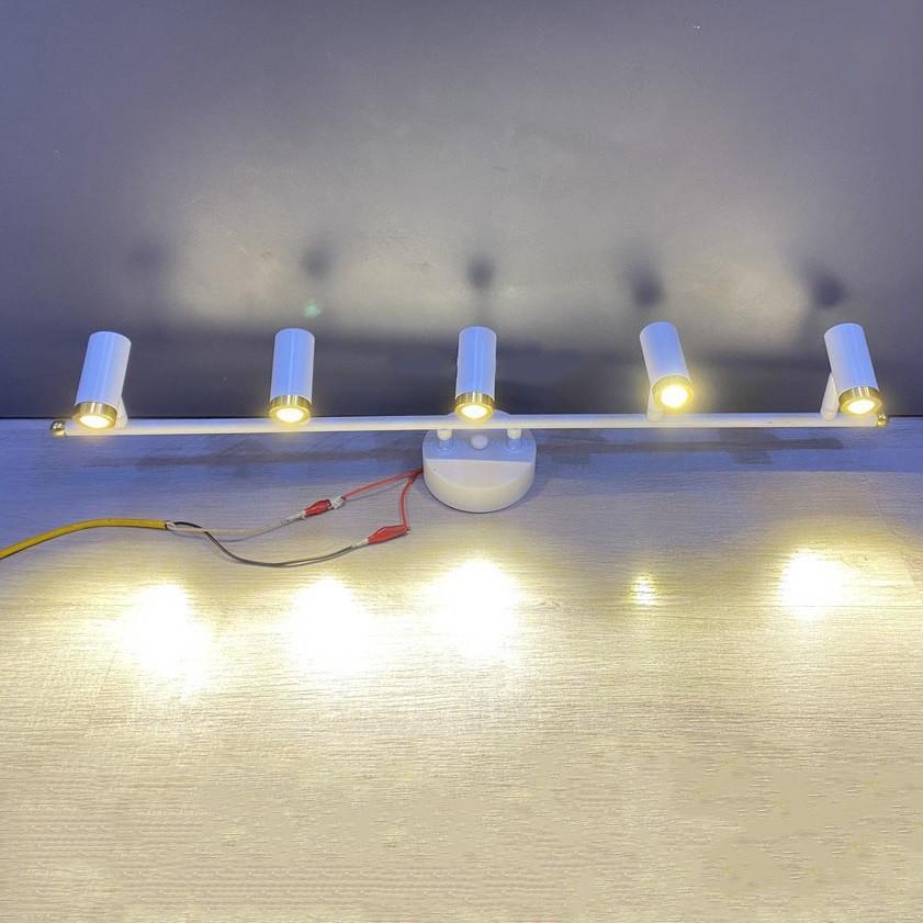 Đèn soi tranh GOSER 5 bóng phong cách cao cấp, sang trọng trang trí nhà cửa hiện đại.